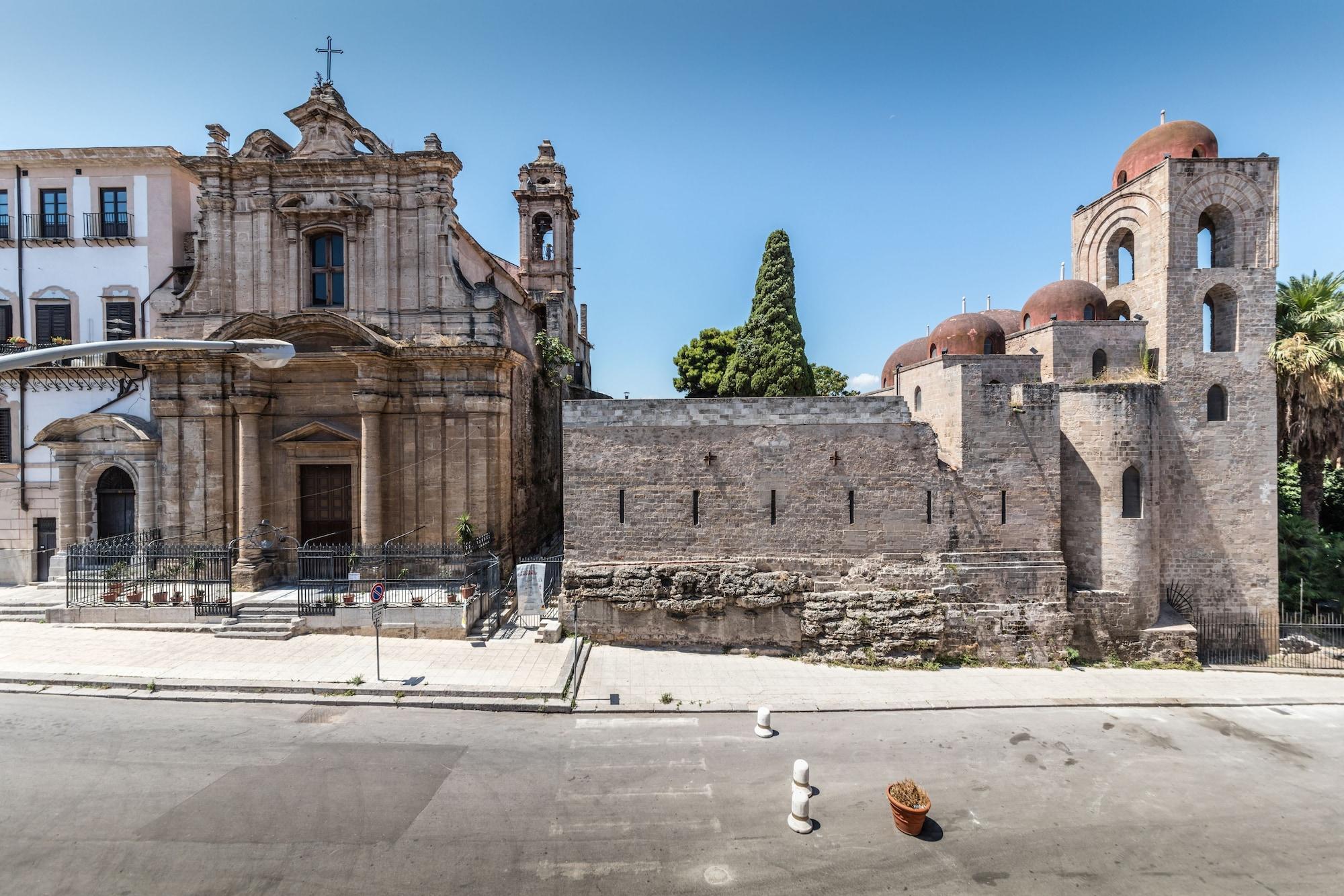 Camplus Palermo Normanni - Casa Per Ferie ภายนอก รูปภาพ