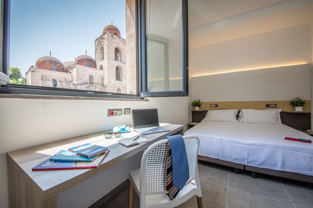 Camplus Palermo Normanni - Casa Per Ferie ภายนอก รูปภาพ