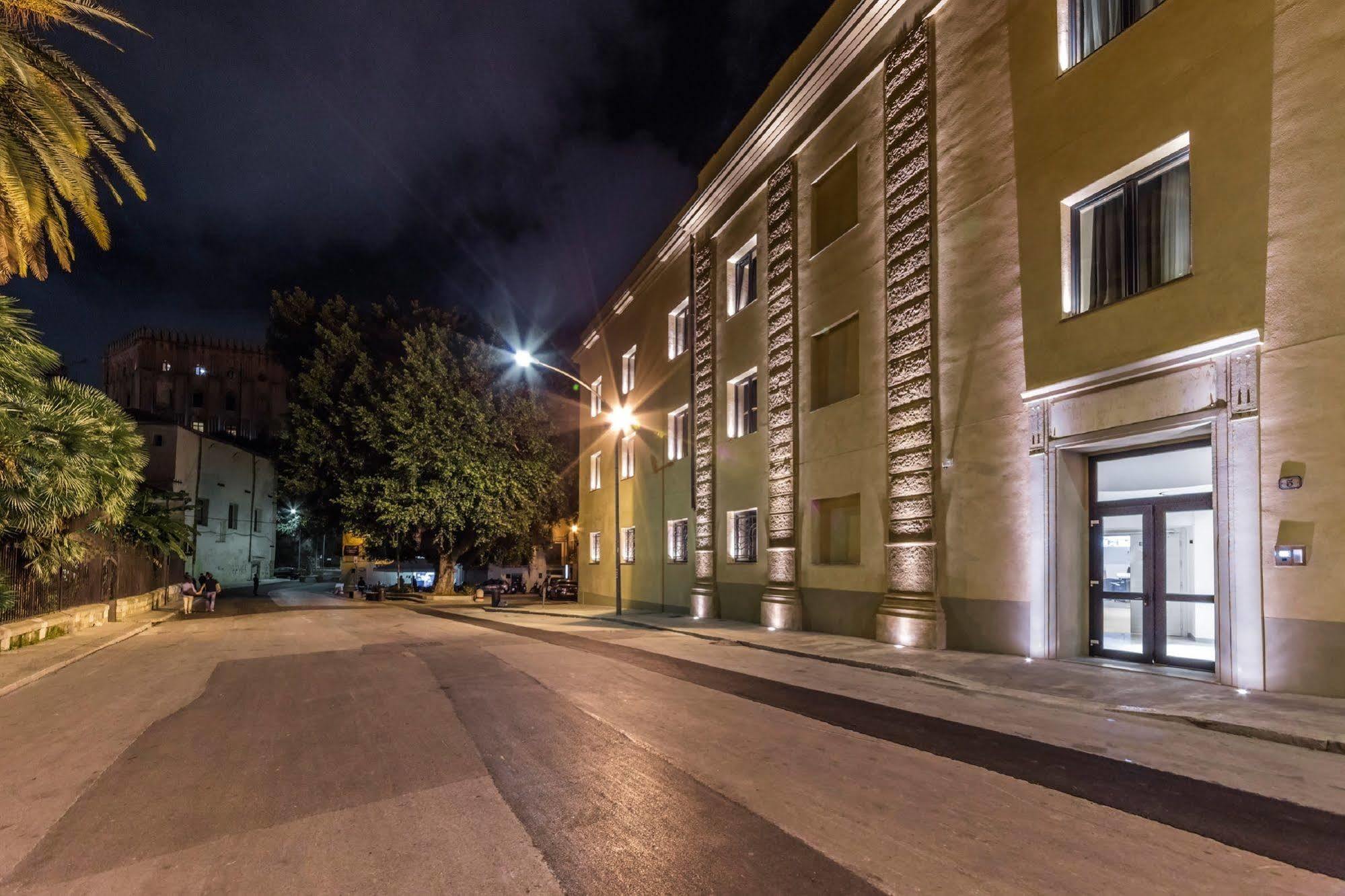 Camplus Palermo Normanni - Casa Per Ferie ภายนอก รูปภาพ